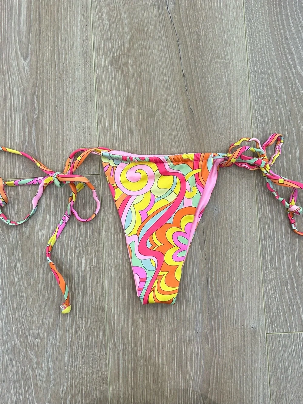 Frankies Bikinis frankie’s bikinis