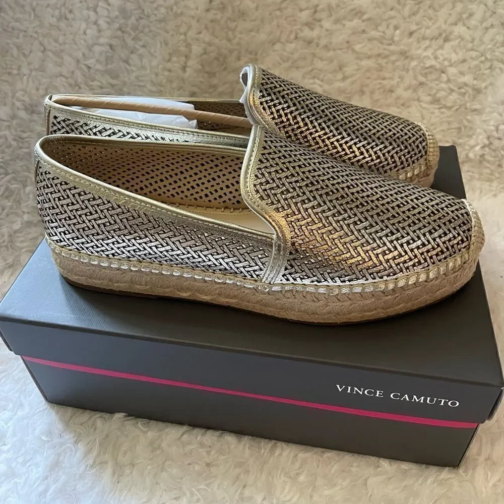 NWB Vince Camuto Hamorra leather gold laser cut slip on espadrilles jute SZ10M