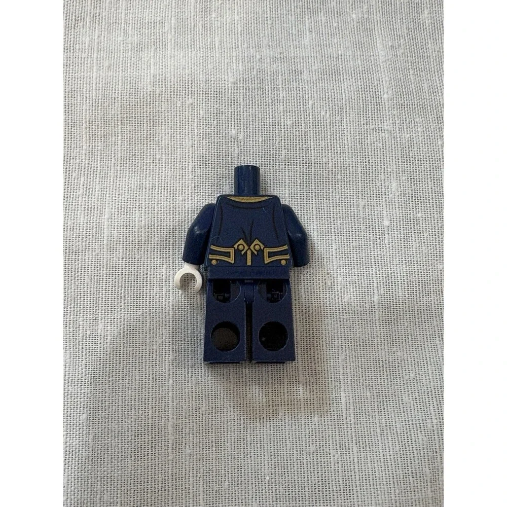 Lego headless pirate