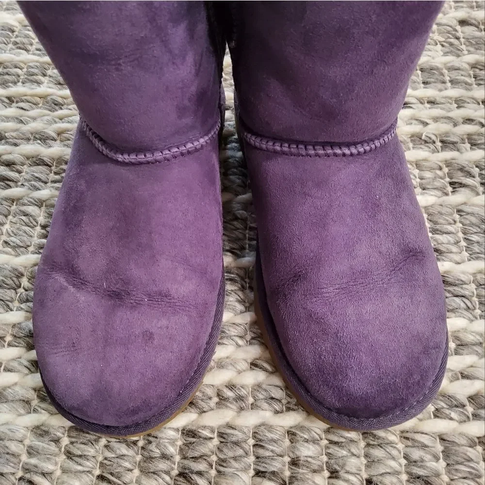 UGG Australia Bailey Bow II Boots Size 5