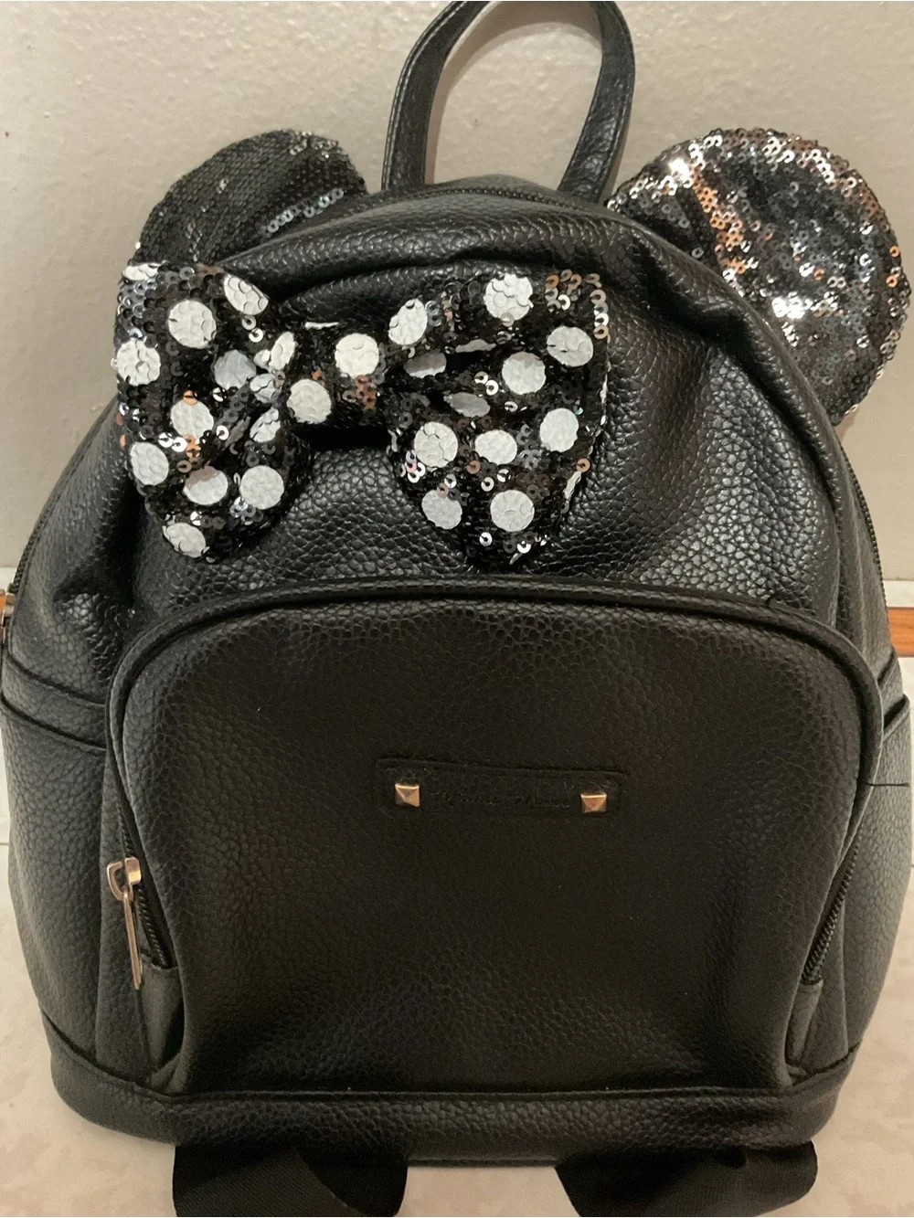 Disney mini shoulder front