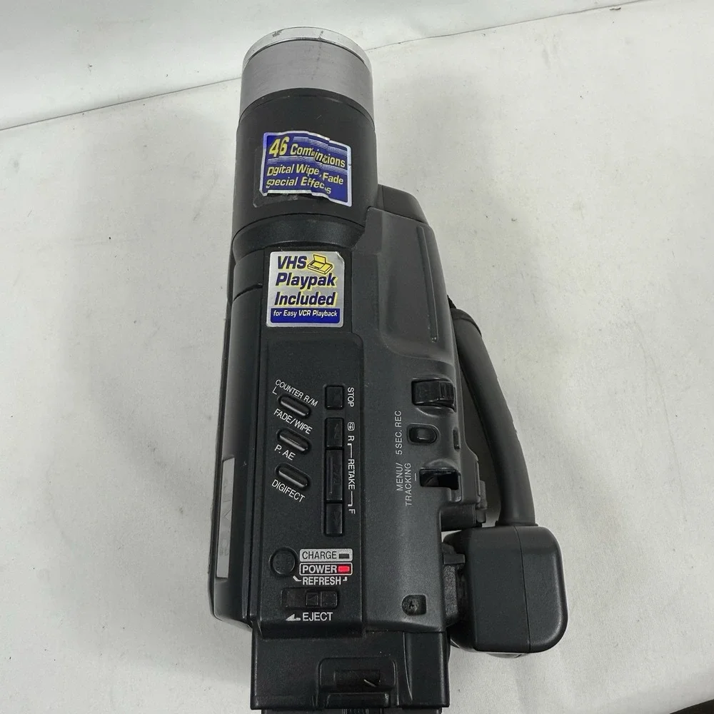 JVC Compact VHS VHSC Video Camcorder GR-AX760U 400x Digital Zoom Tested Works‎