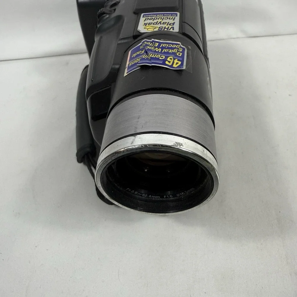 JVC Compact VHS VHSC Video Camcorder GR-AX760U 400x Digital Zoom Tested Works‎