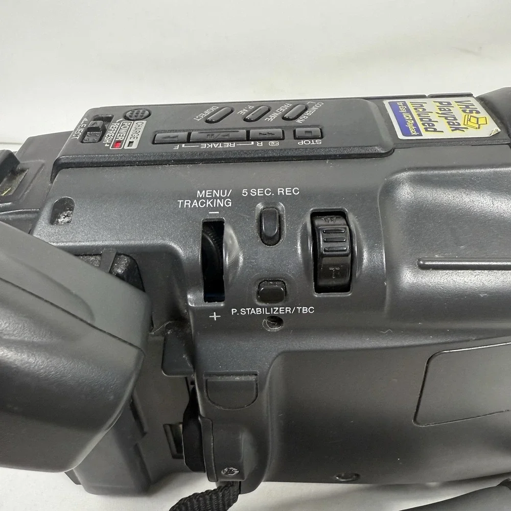 JVC Compact VHS VHSC Video Camcorder GR-AX760U 400x Digital Zoom Tested Works‎