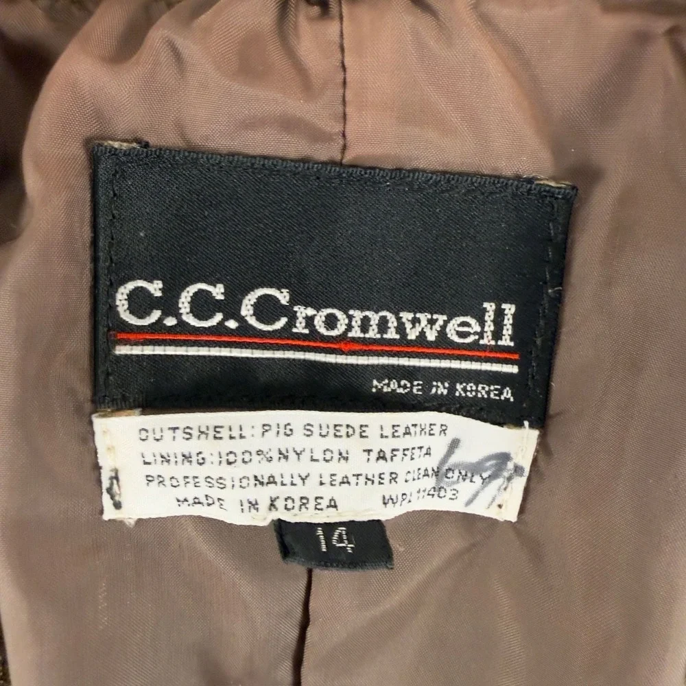 C.C. Cromwell vintage cromwell