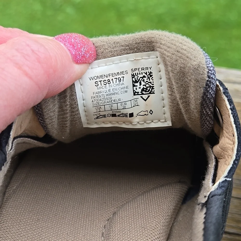 Sperry stylish comfortable