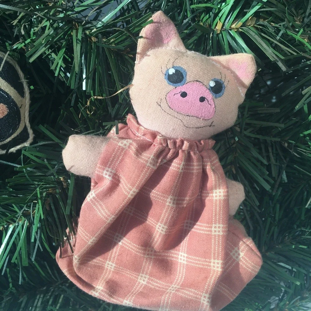Handmade primitive evergreen