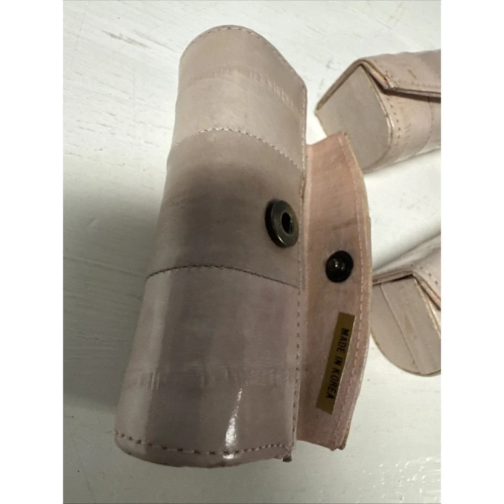 The Unbranded Brand vtg eel