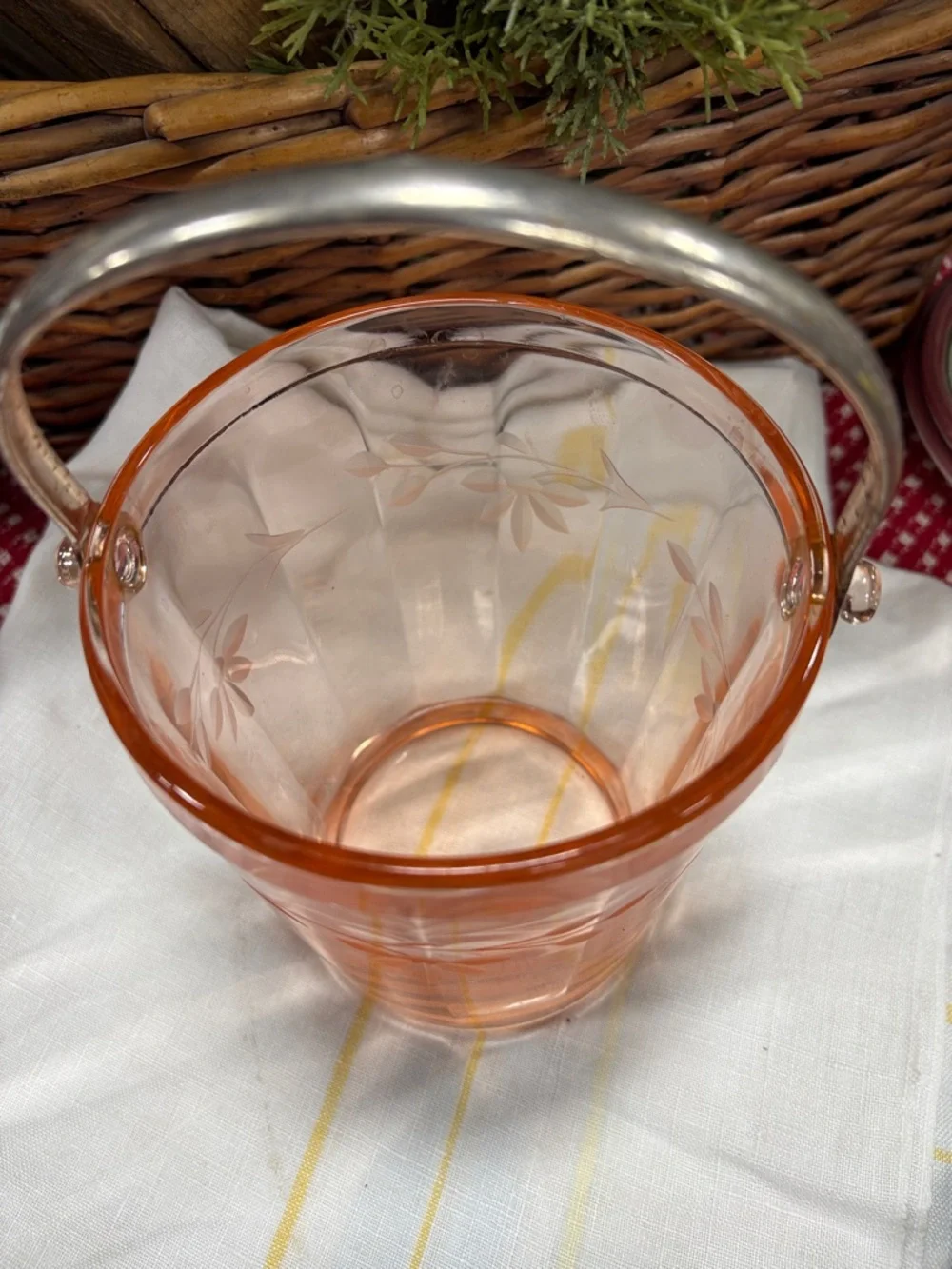 Depression Glass elegant pink