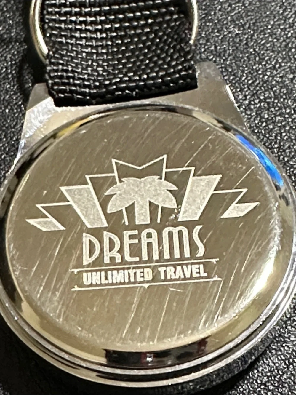 Dreams Unlimited Travel 40mm Silver Tone Clip On Pocket Watch With Compass
