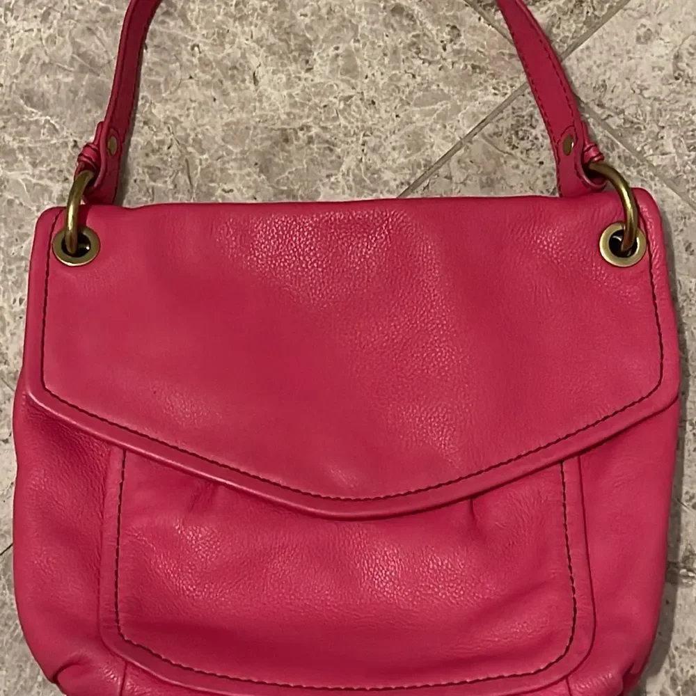 Fossil pink leather