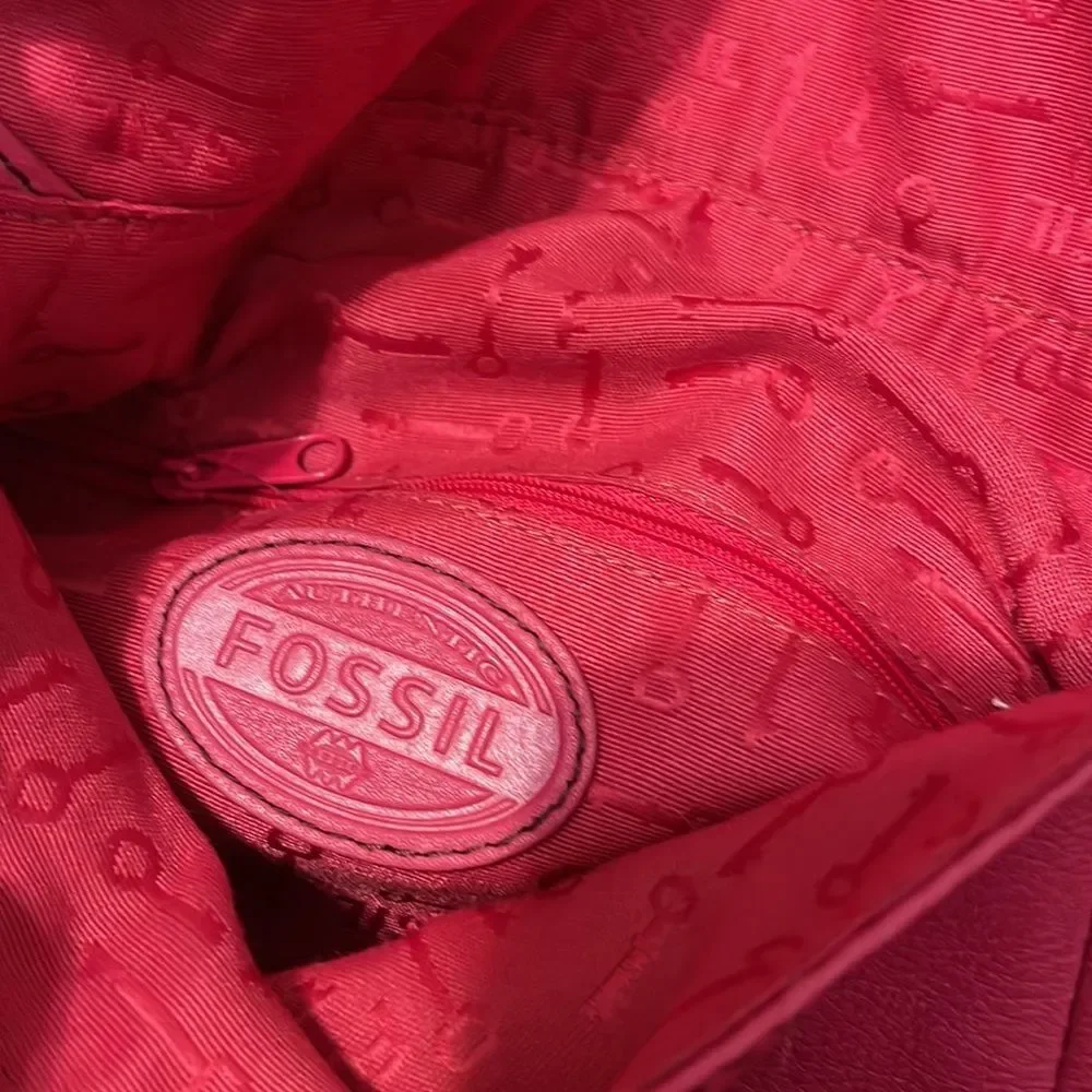 Fossil pink leather