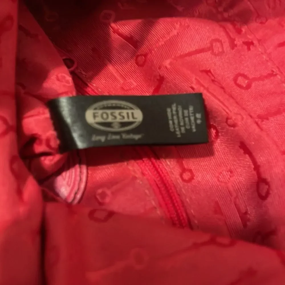 Fossil pink leather