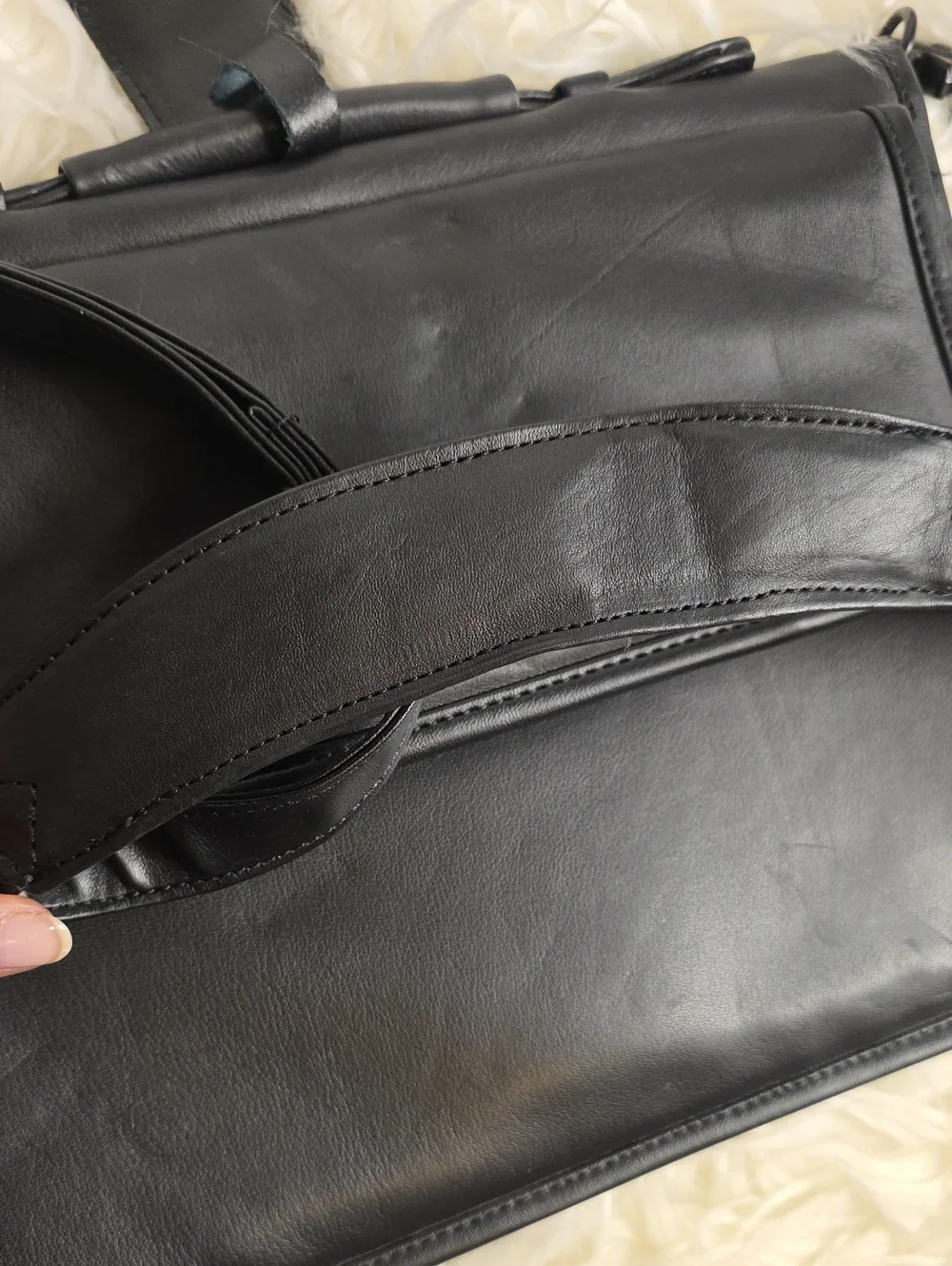 Think Pad tag minimal laptops
