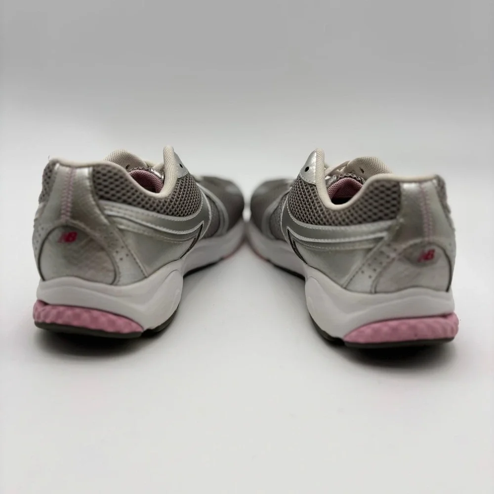 New Balance rubber feature