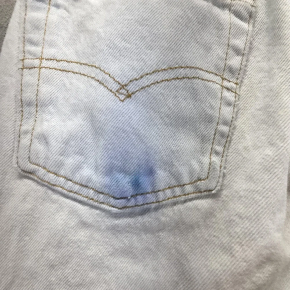 Levis 11013 important