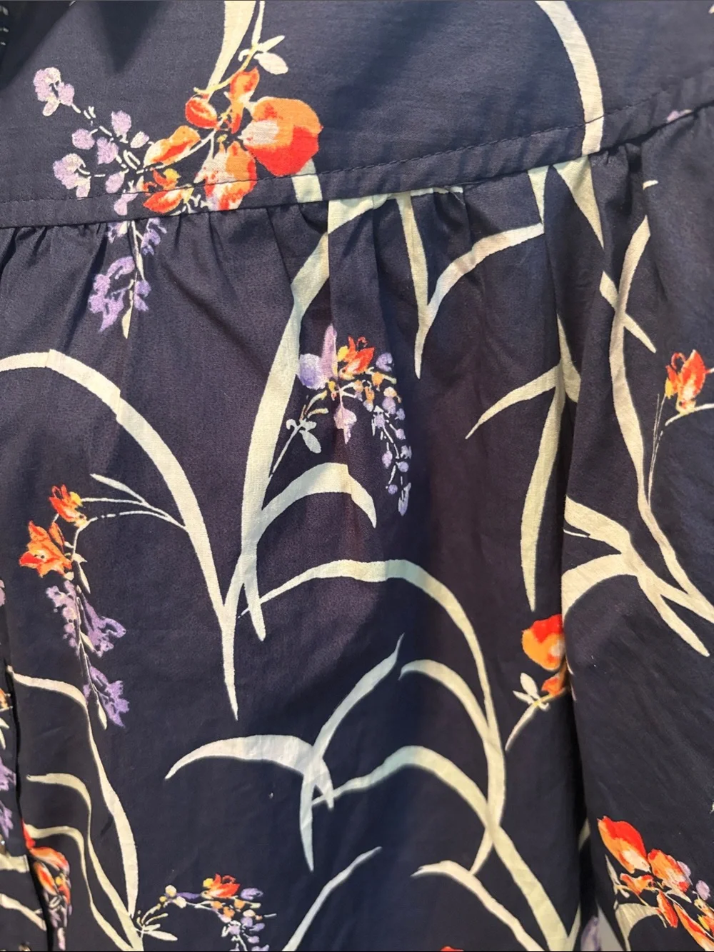 Maeve by Anthropologie XS Navy Floral Button-Front Puff Sleeve Blouse