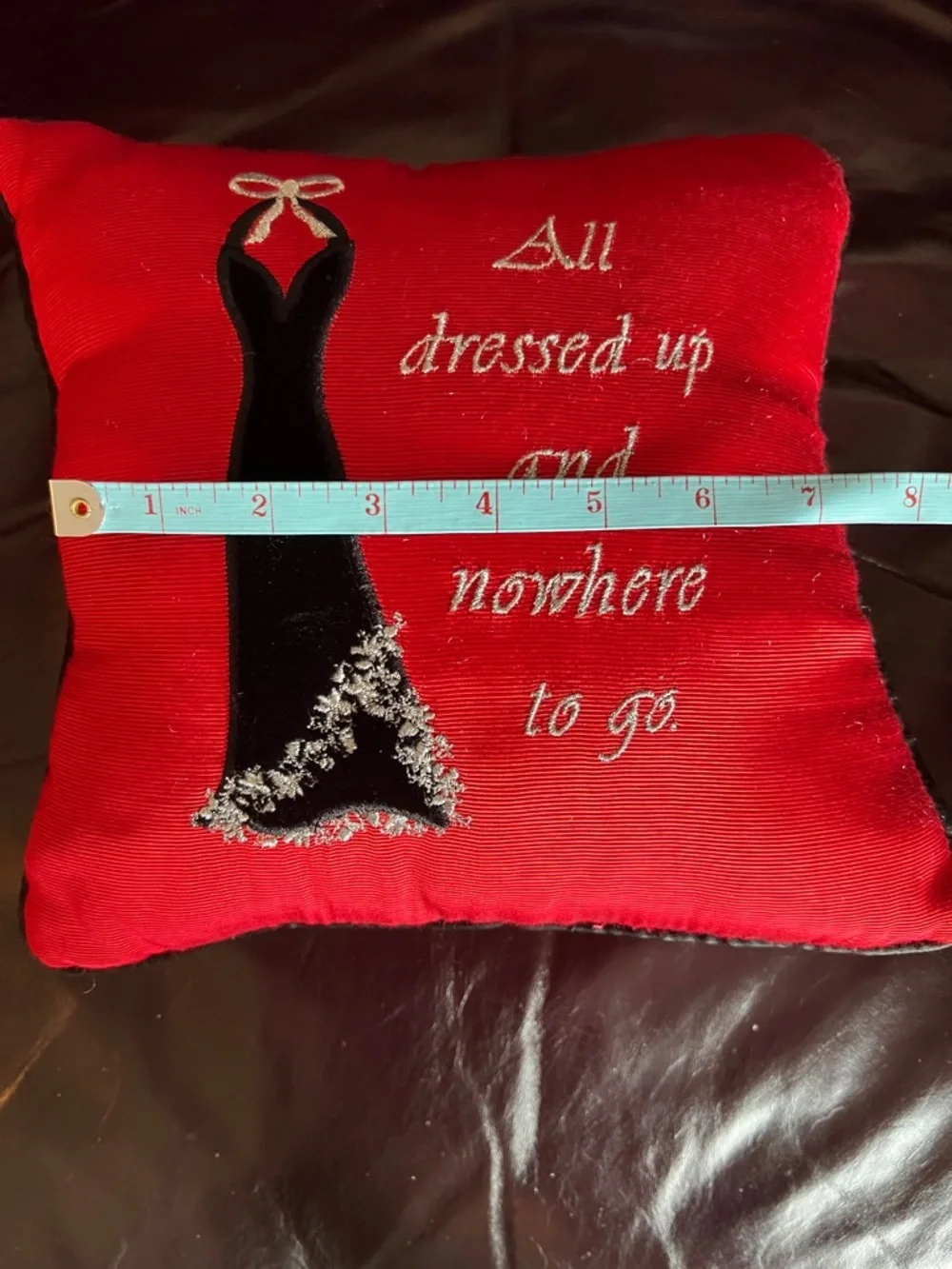 N/A red throw
