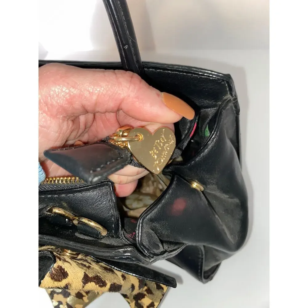Betsey Johnson betsey johnson