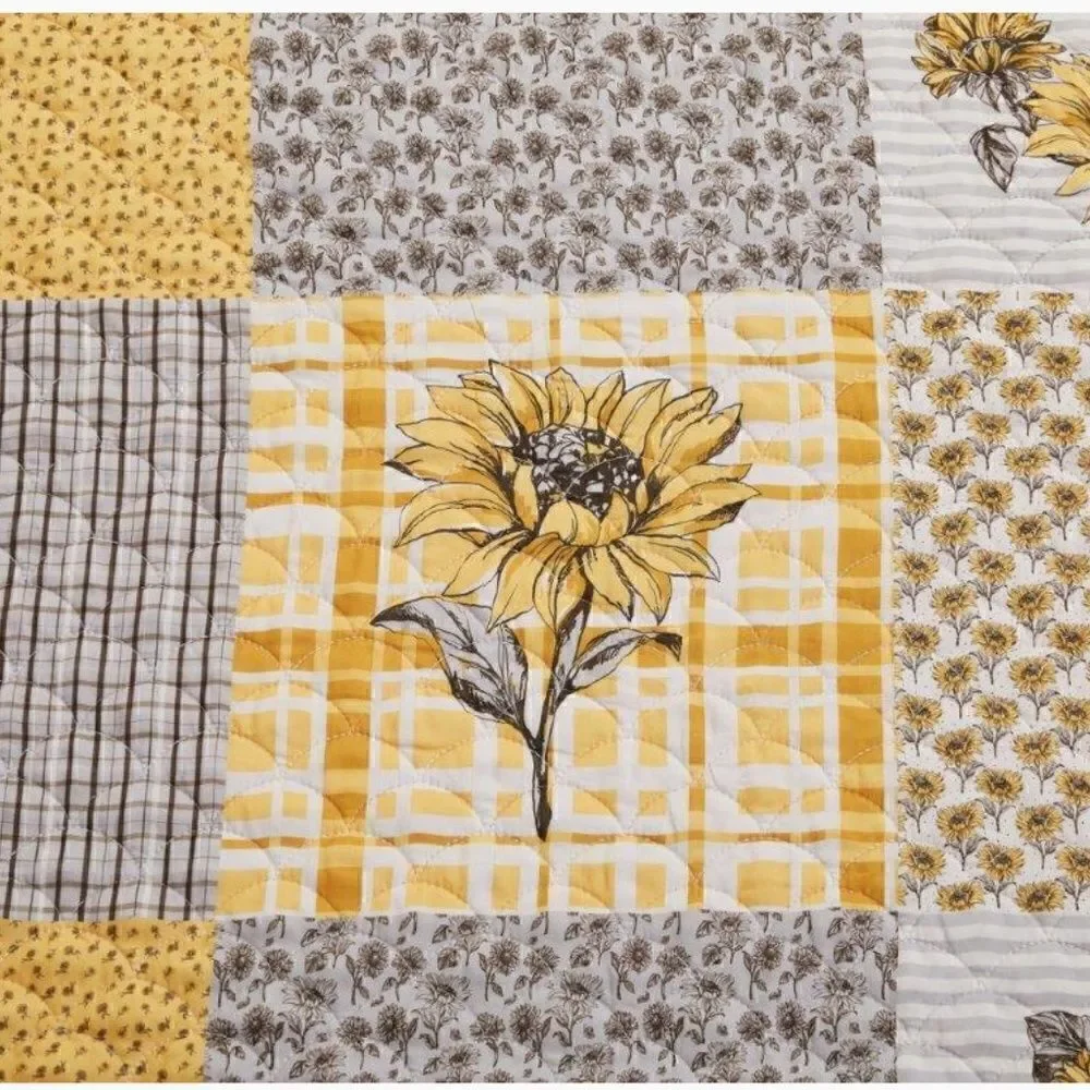 Farmhouse Sunflower Garden Patchwork Queen Printed Quilt Set