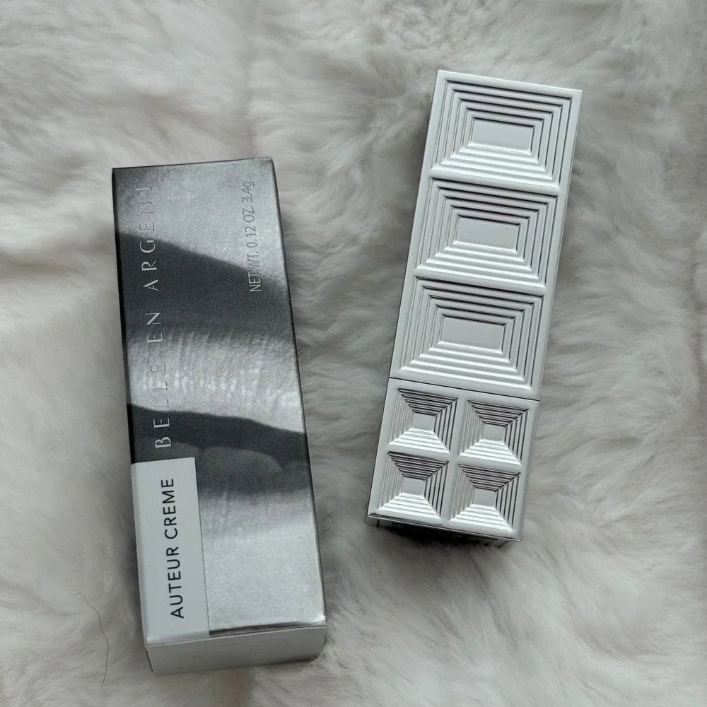 Belle En Argent brand belle