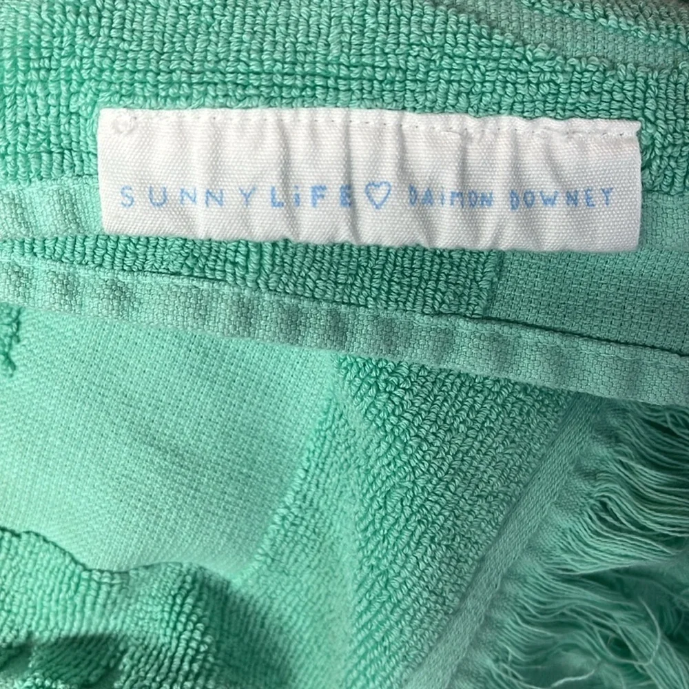 Sunnylife towel days edges
