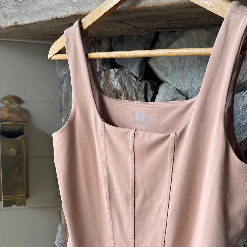 SO Women's Shapewear Bodysuit Women’s size Large