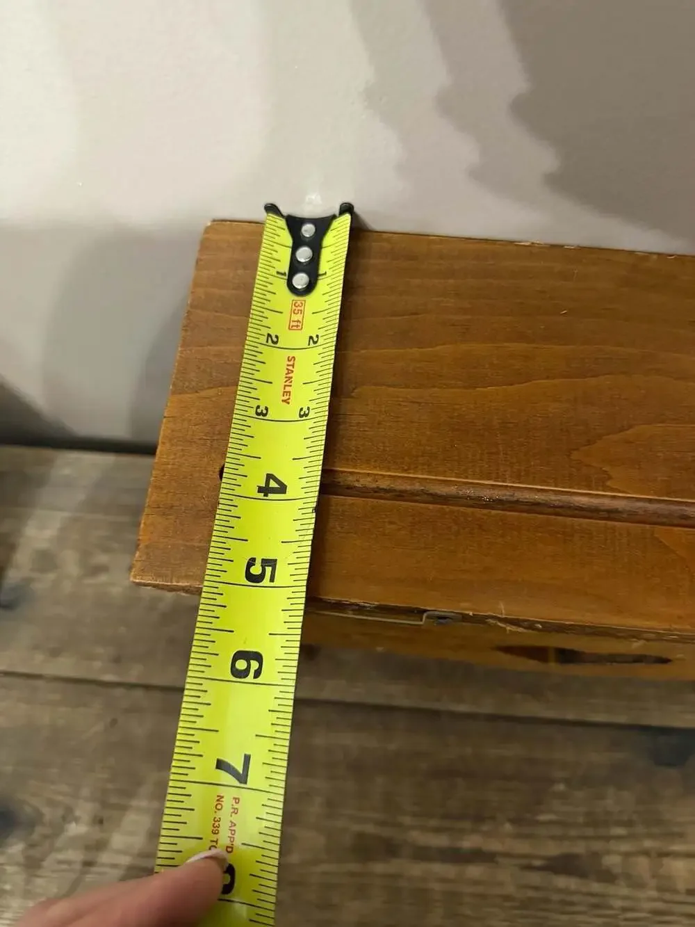 Unbranded vintage 12