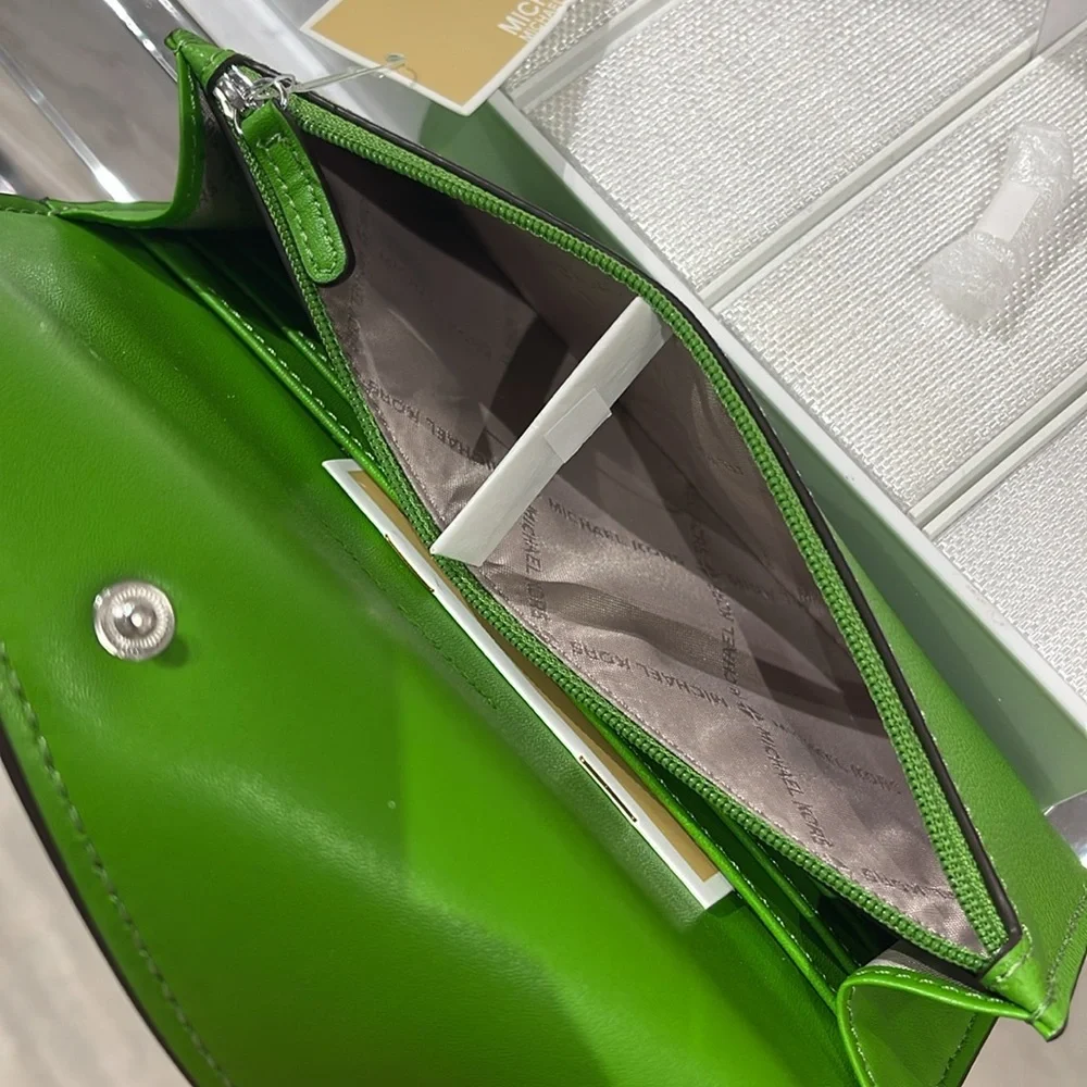 Michael Kors Hamilton Large Leather Flap Continental Wallet Jungle Green NWT