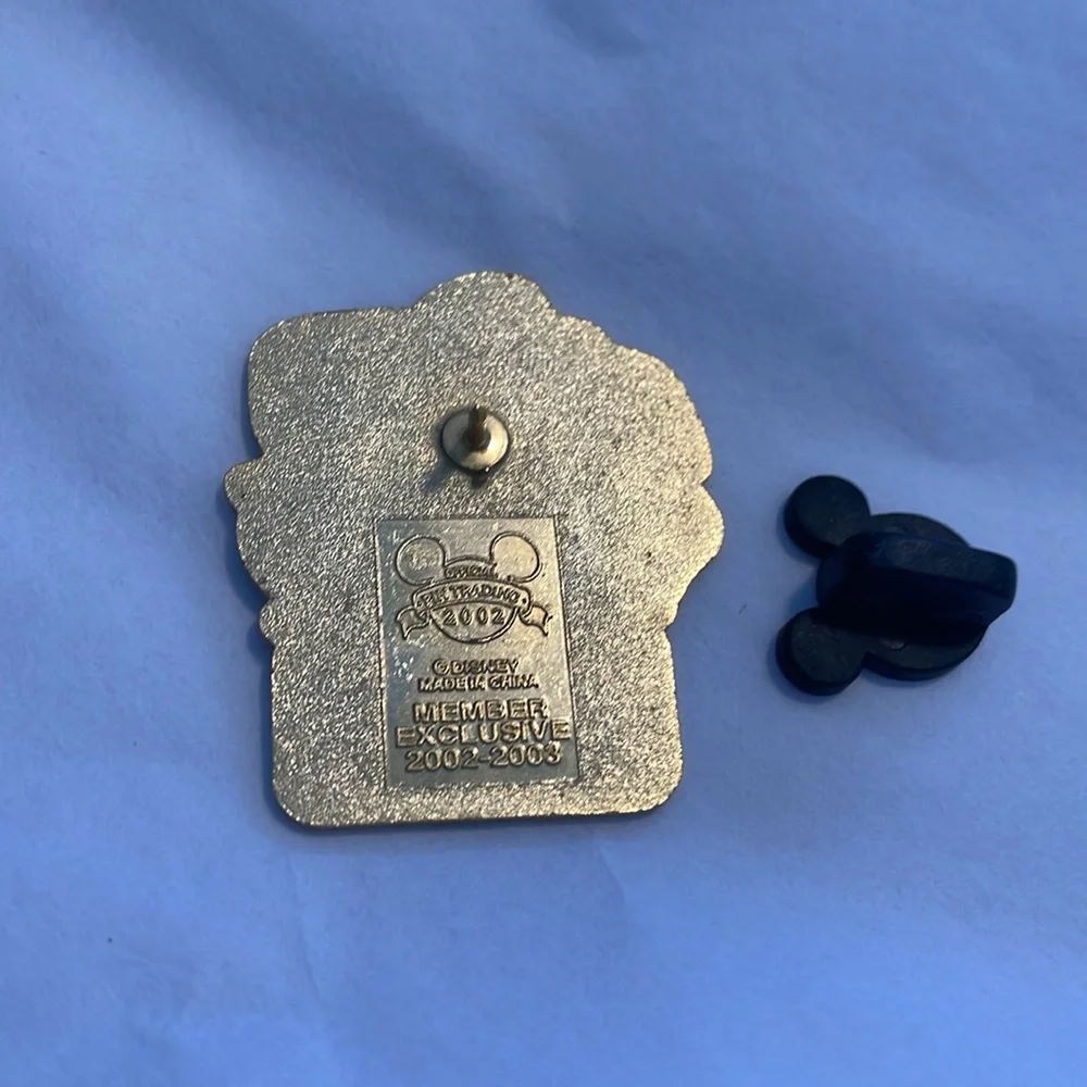 Disney collectible pin