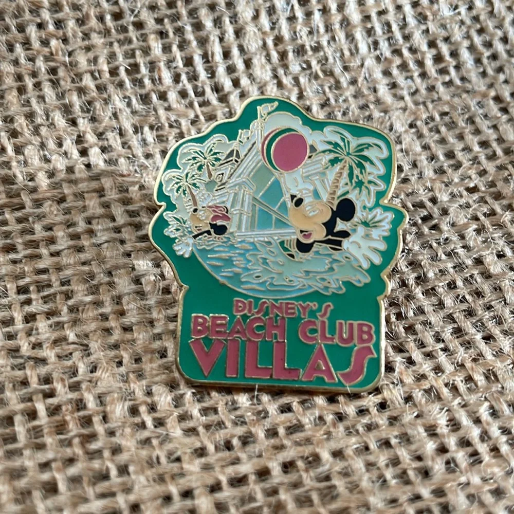 Disney collectible pin
