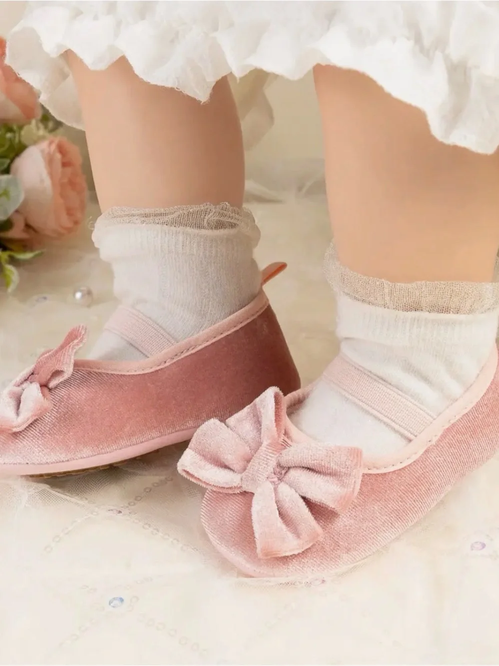 Front Bow Velvety Baby Shoes