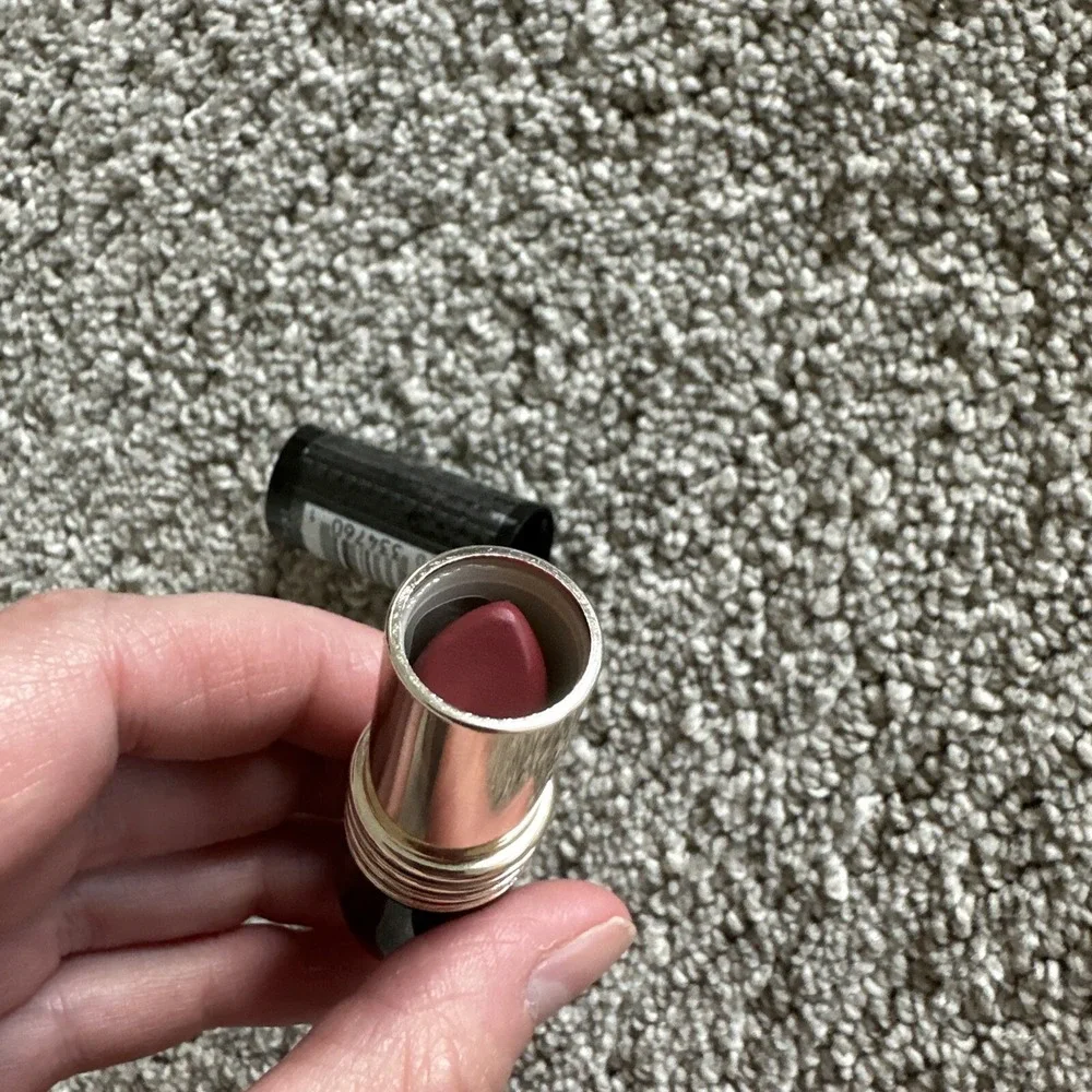 Revlon SUPER LUSTROUS‎ LIPSTICK Creamy Lipstick Makeup ~ 73 VERY CURRANT ~ .15oz