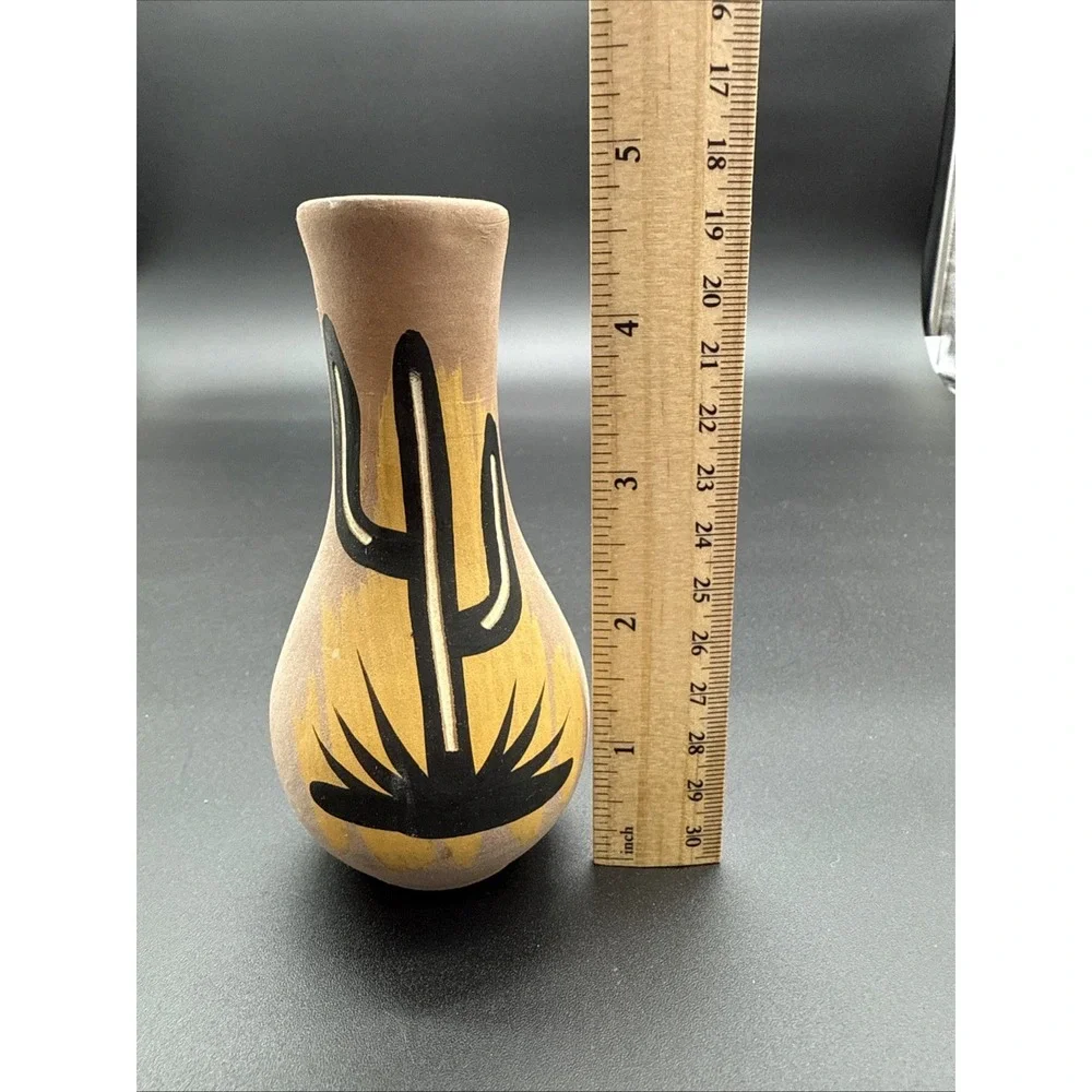 Mini‎ Mexican Style Cactus Carved Pottery Vase Hand Painted 4.5 In Signed AZ.