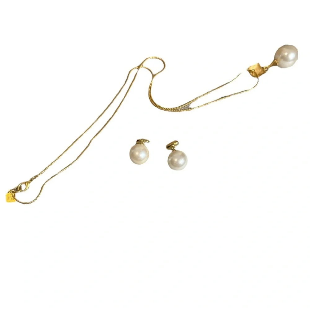 Anne Klein elegant vintage