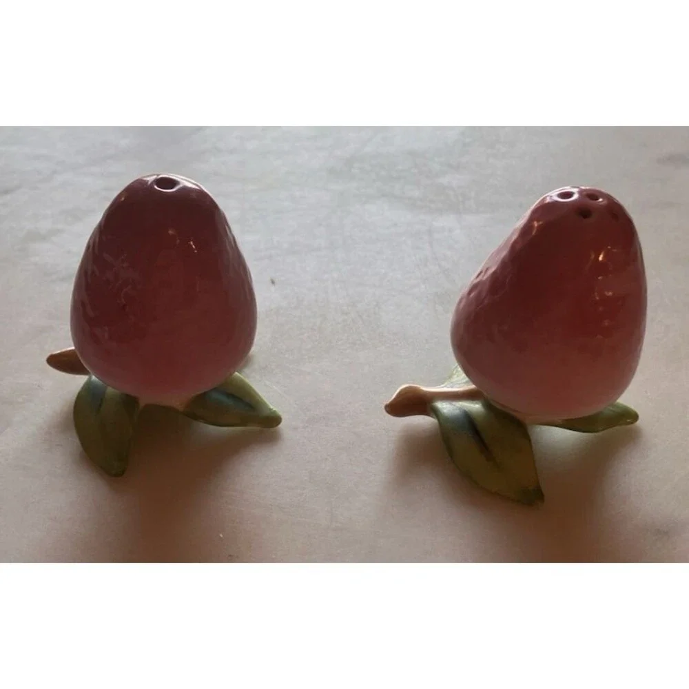 Unbranded strawberries used