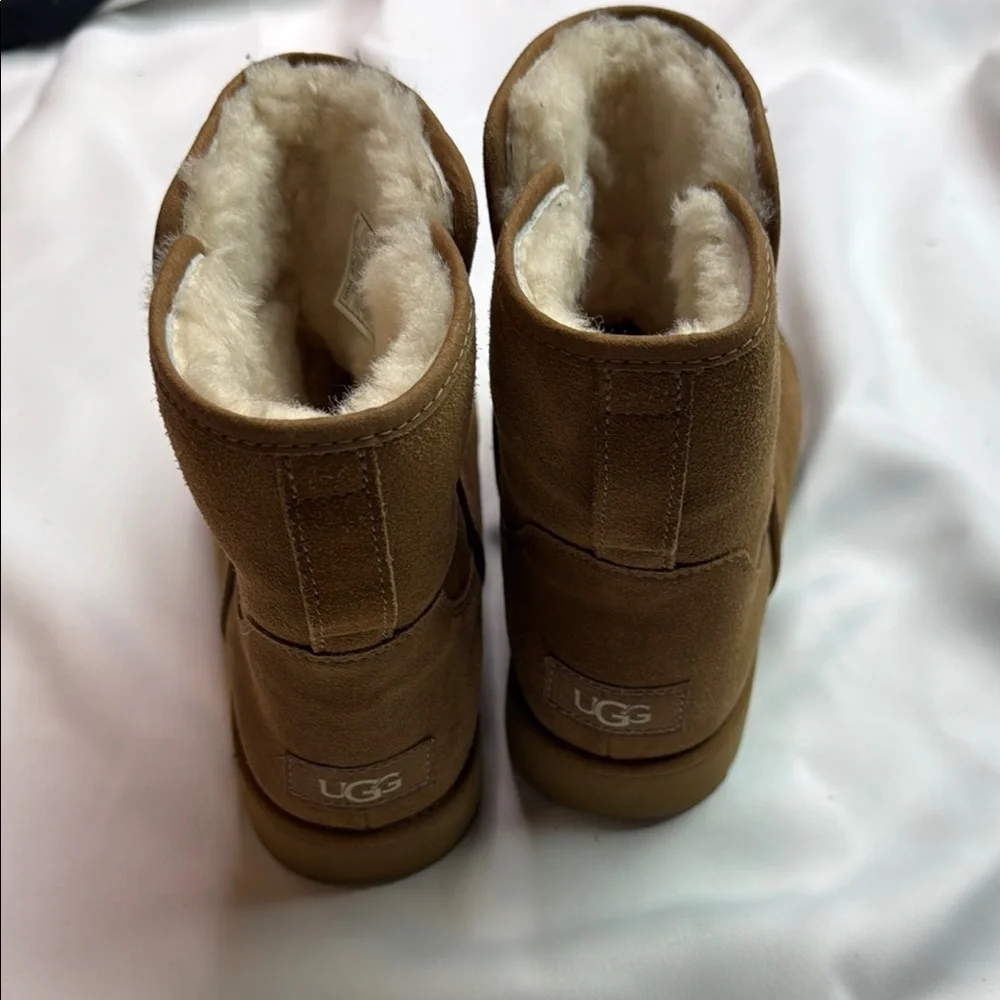 UGG very good