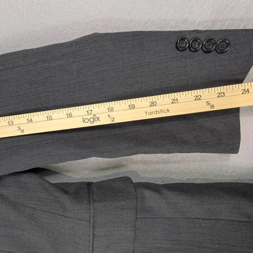 Jos A Bank Classic Collection Blazer Mens 38R 100%‎ Wool Gray 2 Button Dual Vent