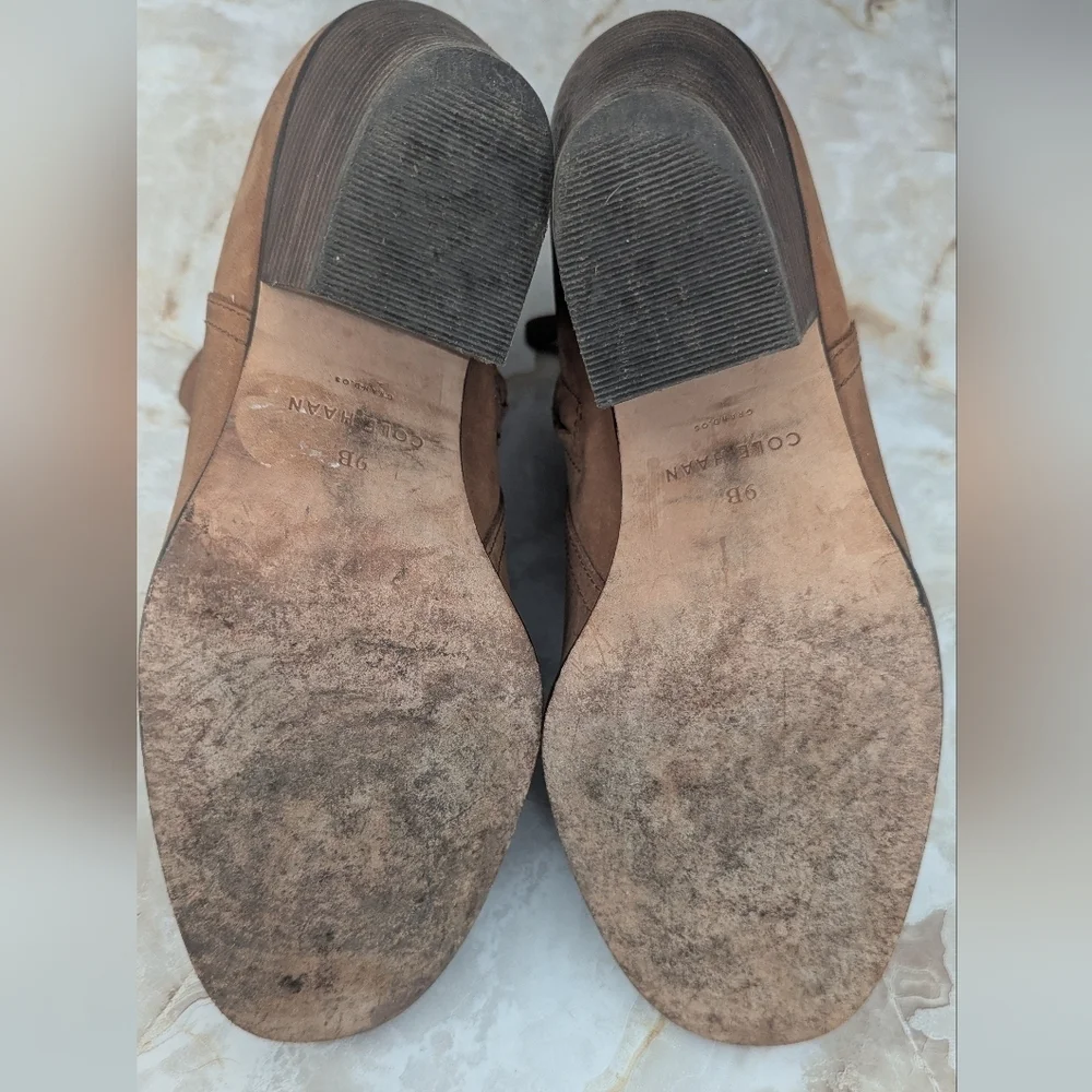 Cole Haan versatile size chesney