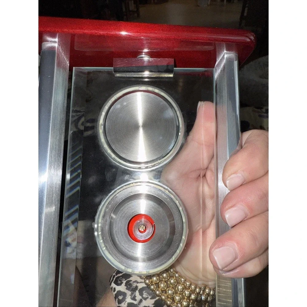 Ottavian engraved goes item