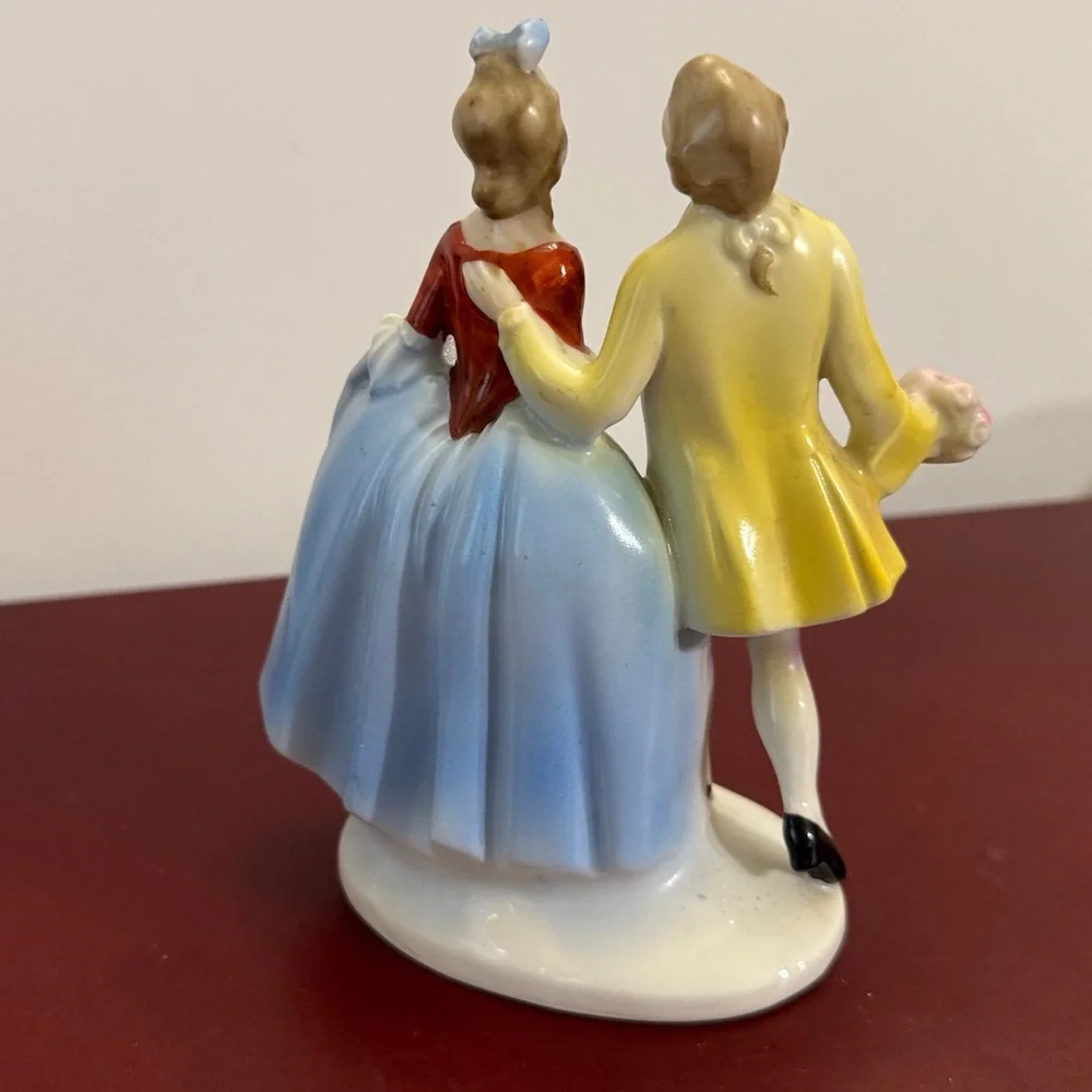 Vintage ERPHILA Colonial Courting Couple Figurine Made in Germany