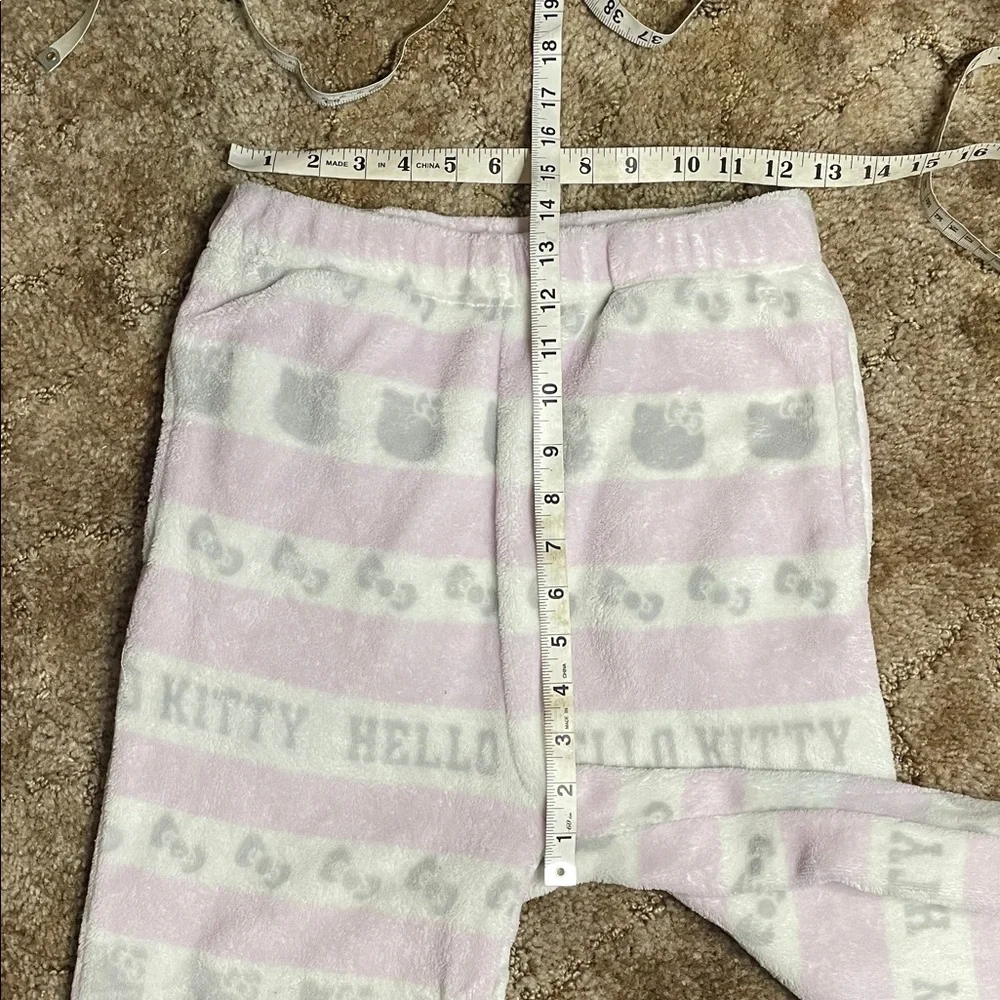 Hello Kitty forever 21