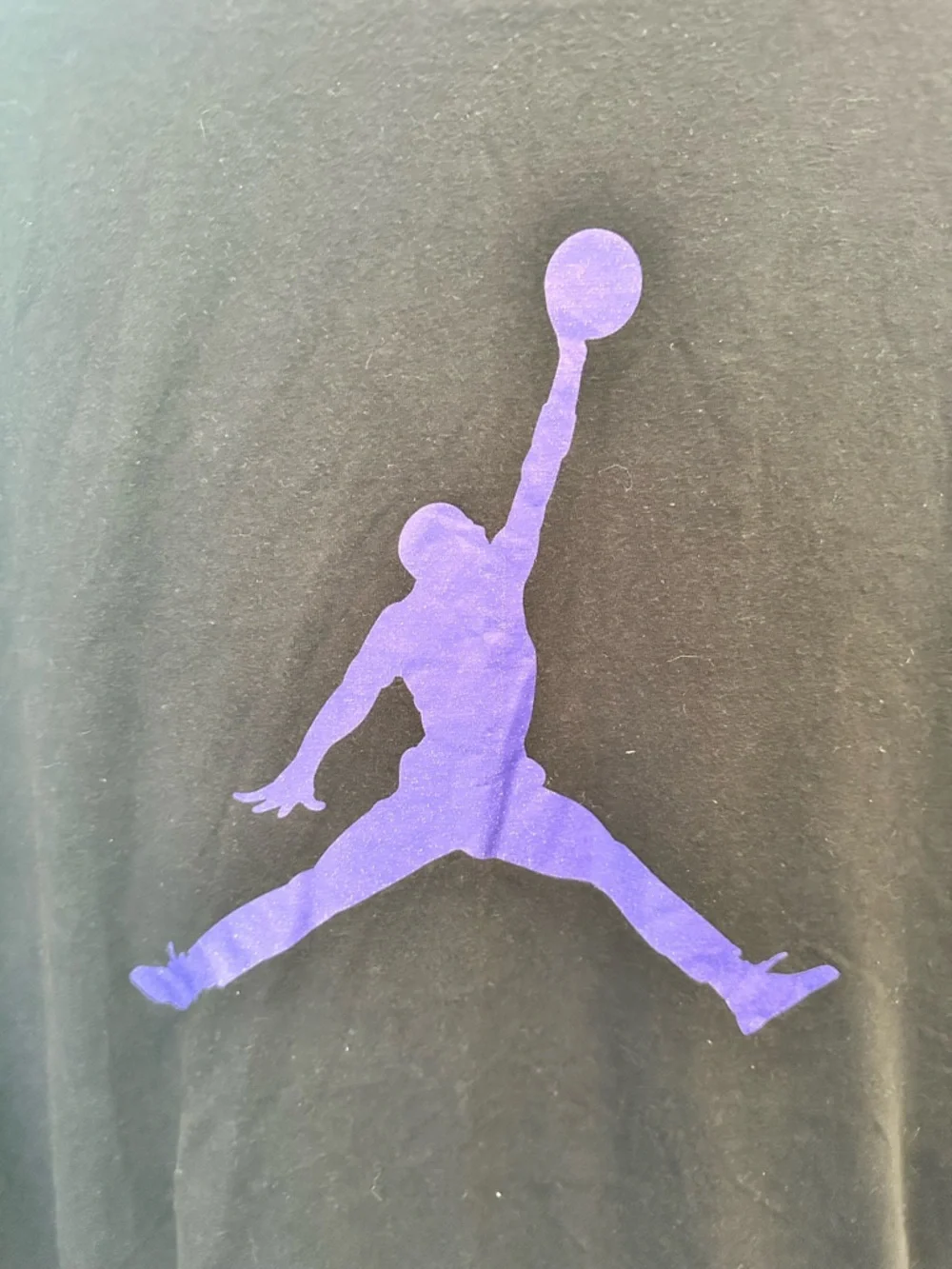 Jordan jumpman holes