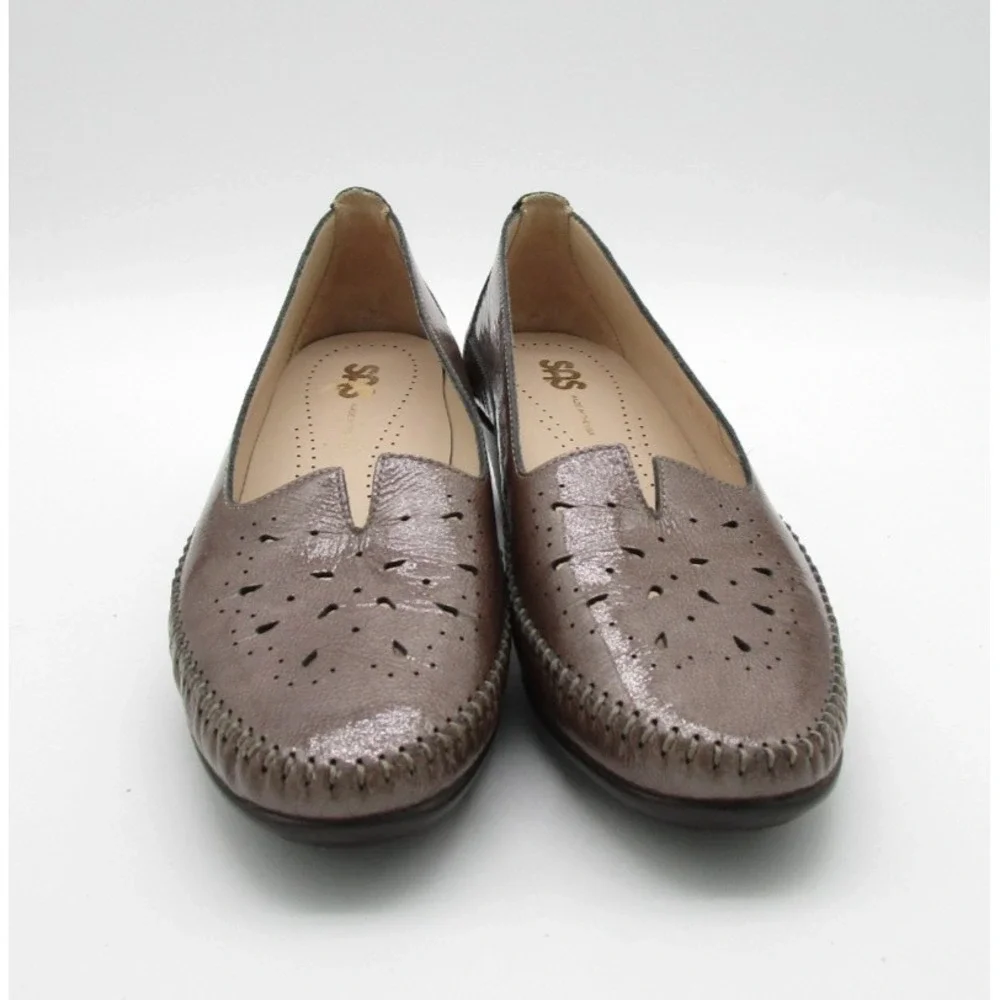 SAS Sonyo Patent Leather Slip On Pumps Perforated Cutout Shoes Womens 9M