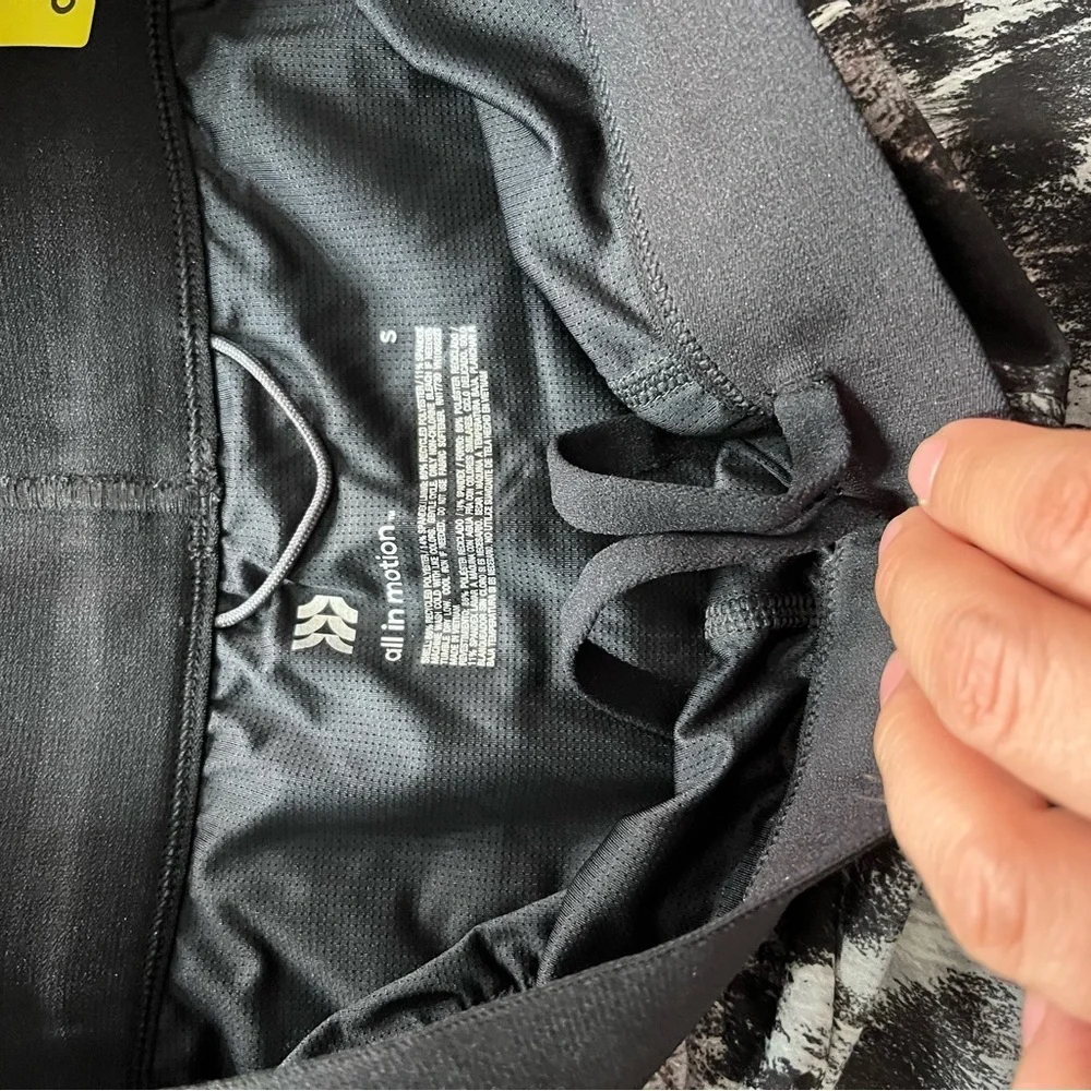 All in Motion Black and Gray Athletic Shorts small