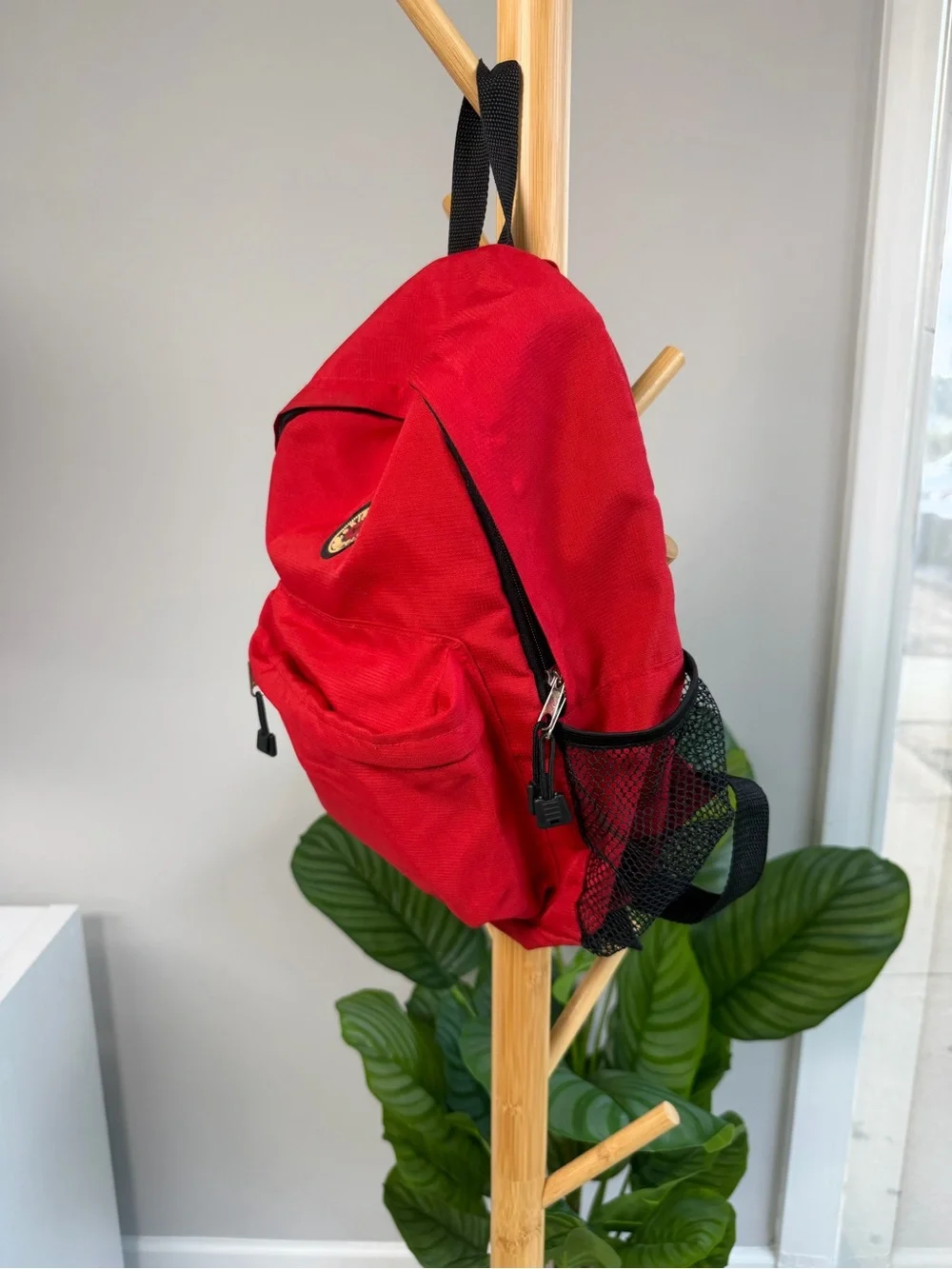 Kipling red daypack