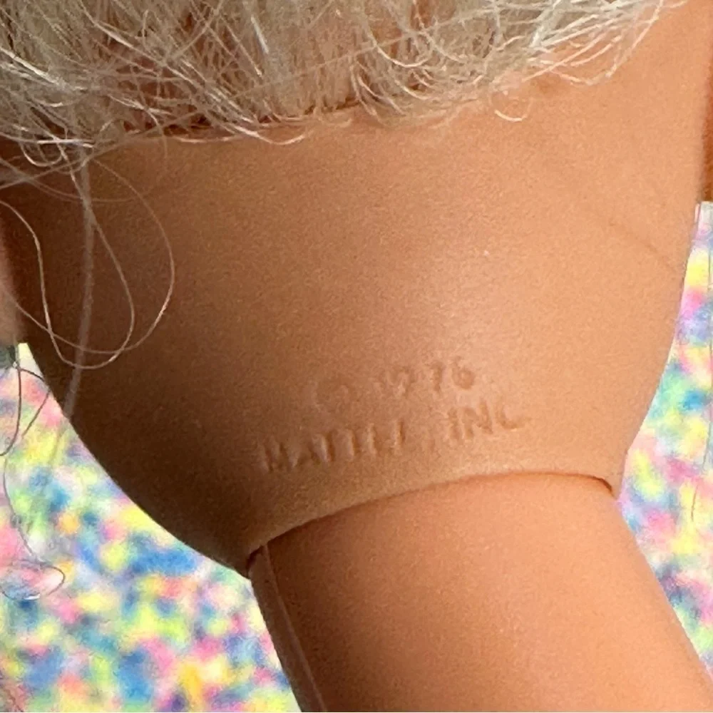Barbie doll 1995
