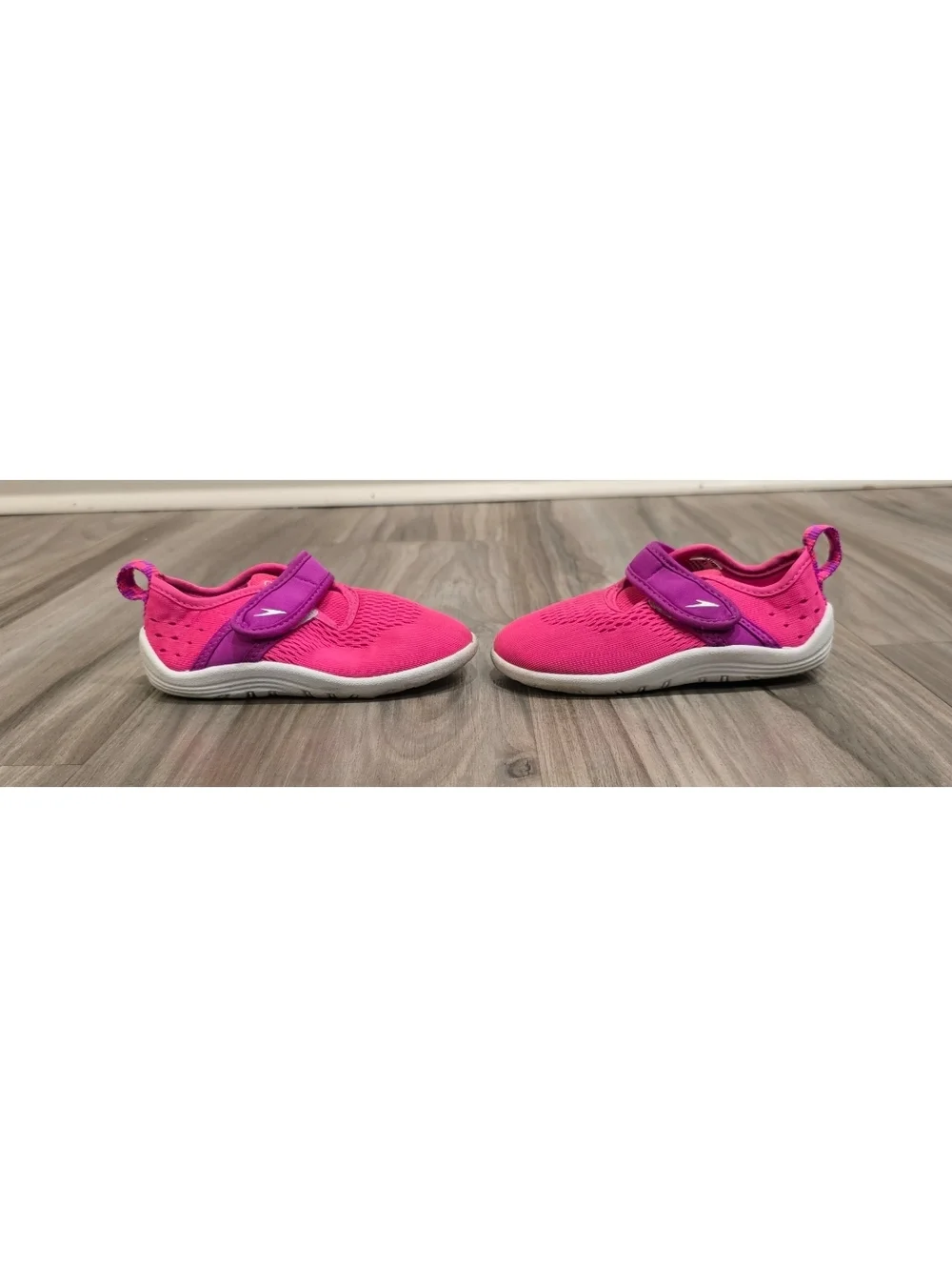 Speedo Water Shoes Pink Purple Kids Swim Beach Pool Shoes Size Medium