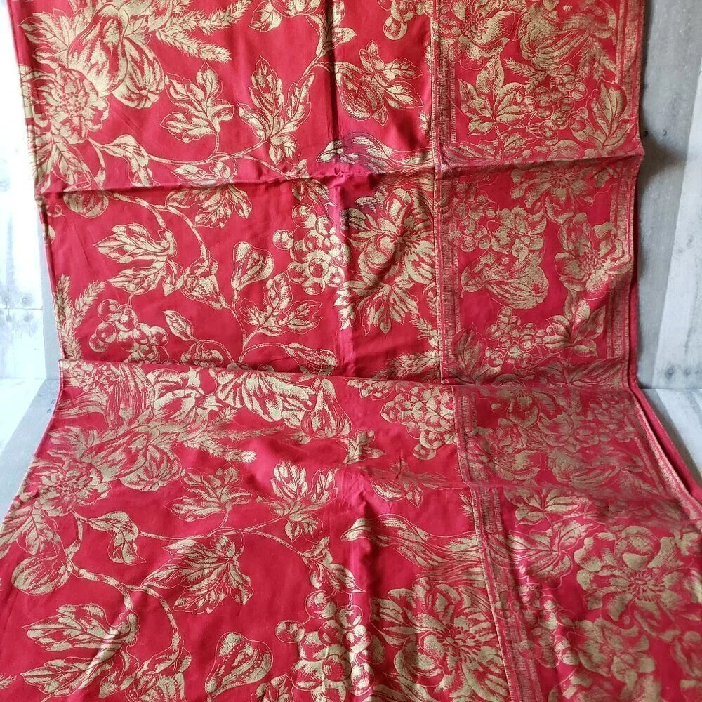 Unused - Crate&Barrel Red Gold Harvest Tablecloth 60