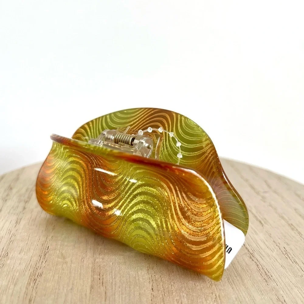Urban Outfitters every swirly 100%